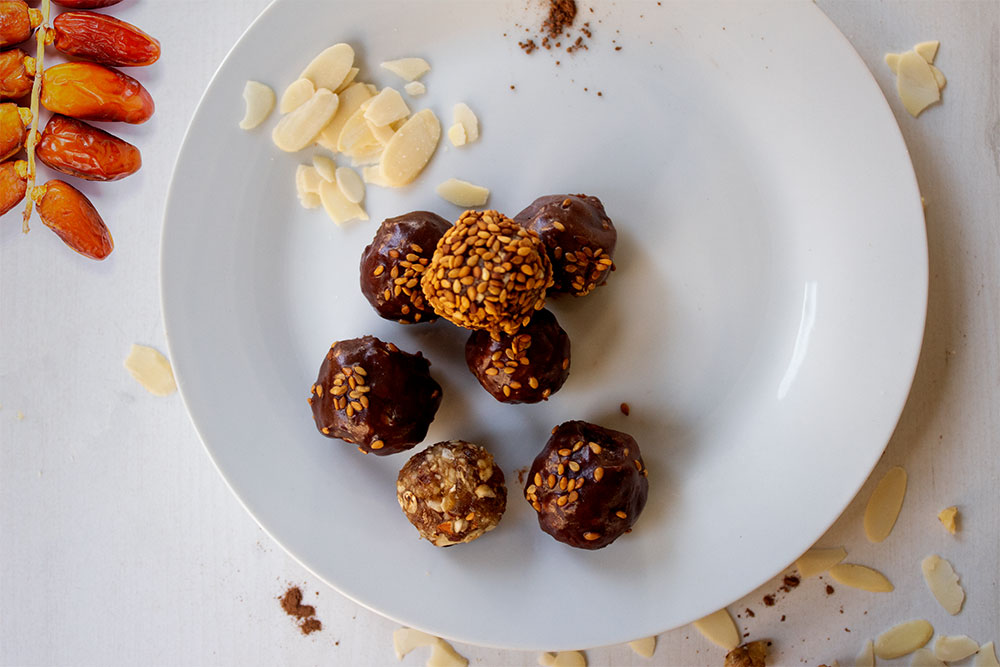 Date Powder Energy Balls